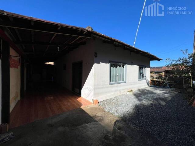 #1081 - Casa para Venda em Balneário Barra do Sul - SC - 2