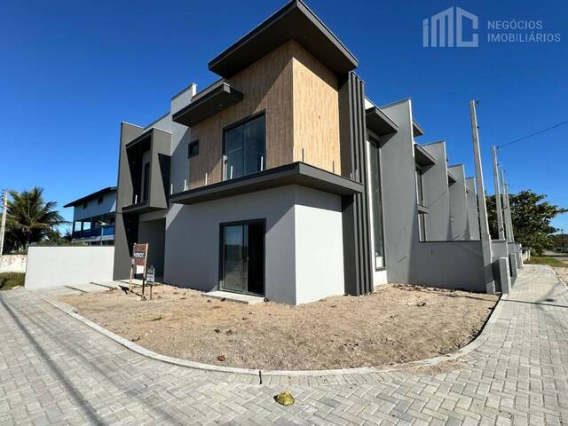 #0634 - Casa para Venda em Balneário Barra do Sul - SC