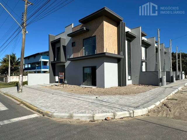 #0634 - Casa para Venda em Balneário Barra do Sul - SC