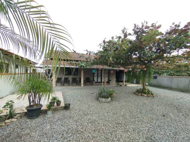 Casa para Venda em Balneário Barra do Sul - 4