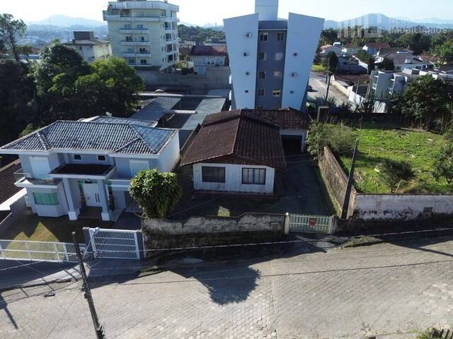 #2005 - Casa para Venda em Joinville - SC - 2