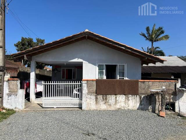 #2014 - Casa para Venda em Balneário Barra do Sul - SC - 2