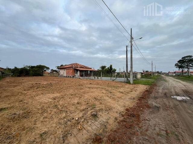Venda em Salinas - Balneário Barra do Sul