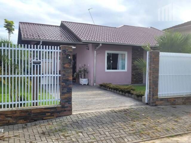 Venda em Costeira - Balneário Barra do Sul
