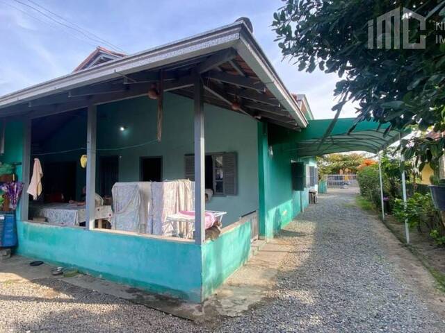 Casa para Venda em Balneário Barra do Sul - 4