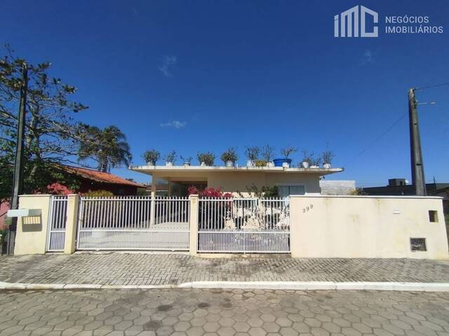 Venda em Salinas - Balneário Barra do Sul