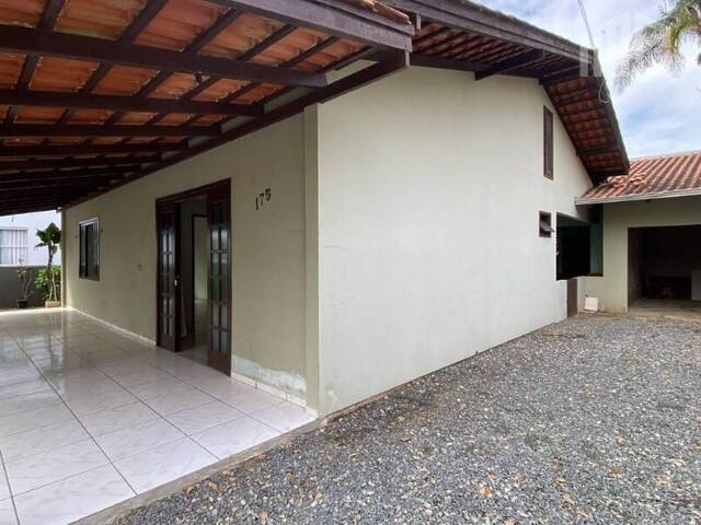Casa para Venda em Balneário Barra do Sul - 5