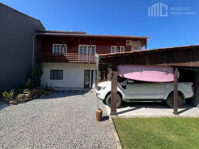 Casa para Venda em Balneário Barra do Sul - 3