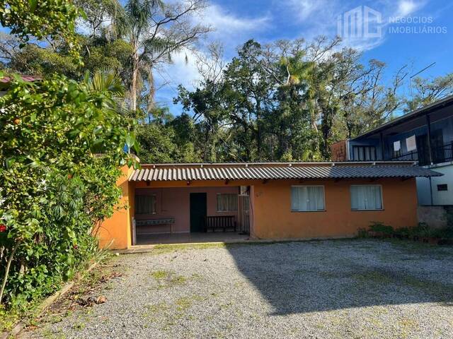 Venda em Costeira - Balneário Barra do Sul