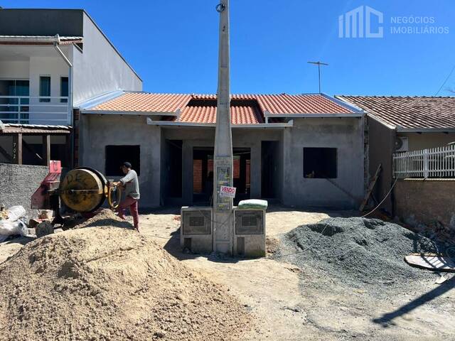 #0999 - Casa para Venda em Balneário Barra do Sul - SC