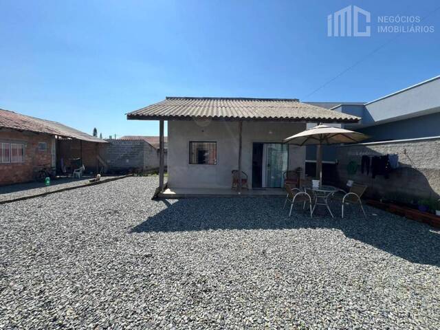 #2096 - Casa para Venda em Balneário Barra do Sul - SC - 2