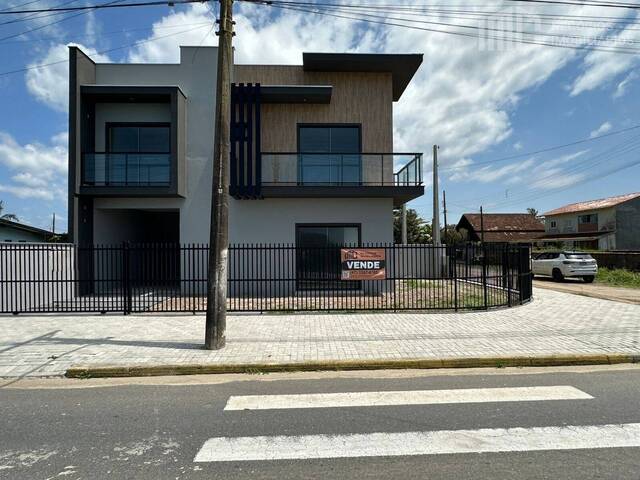 #0634 - Casa para Venda em Balneário Barra do Sul - SC