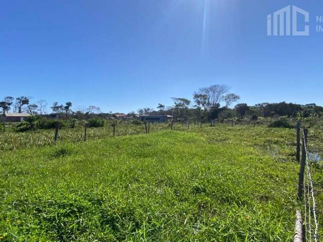 Venda em Salinas - Balneário Barra do Sul