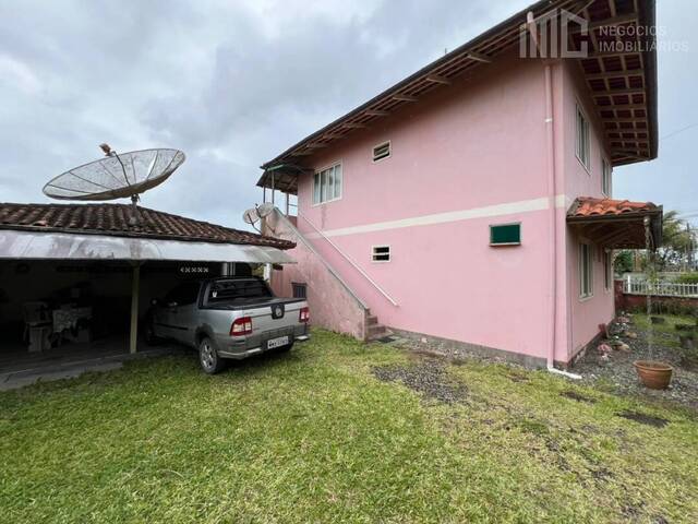 #2124 - Casa para Venda em Balneário Barra do Sul - SC