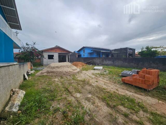 Casa para Venda em Balneário Barra do Sul - 4