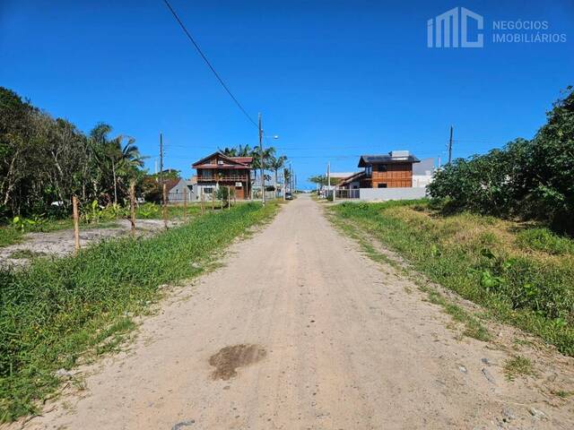 Terreno para Venda em Balneário Barra do Sul - 4