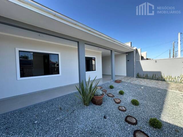 #2070 - Casa para Venda em Balneário Barra do Sul - SC - 3