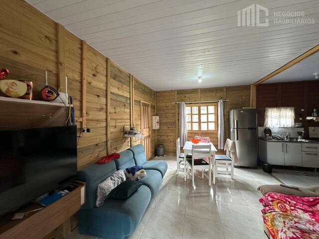 #2142 - Casa para Venda em Balneário Barra do Sul - SC