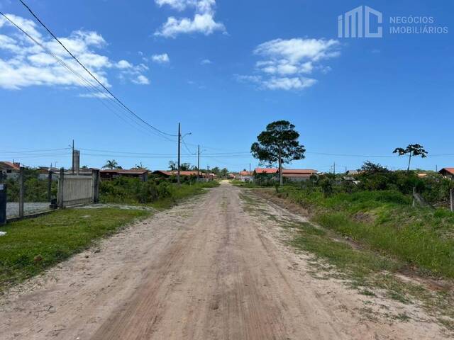Terreno para Venda em Balneário Barra do Sul - 4