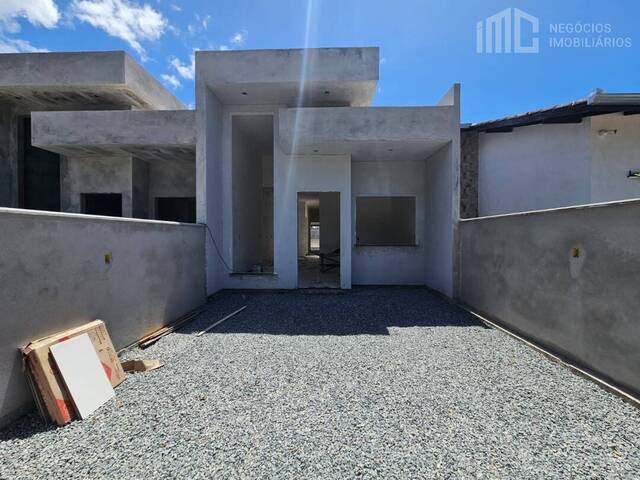 Casa para Venda em Balneário Barra do Sul - 2