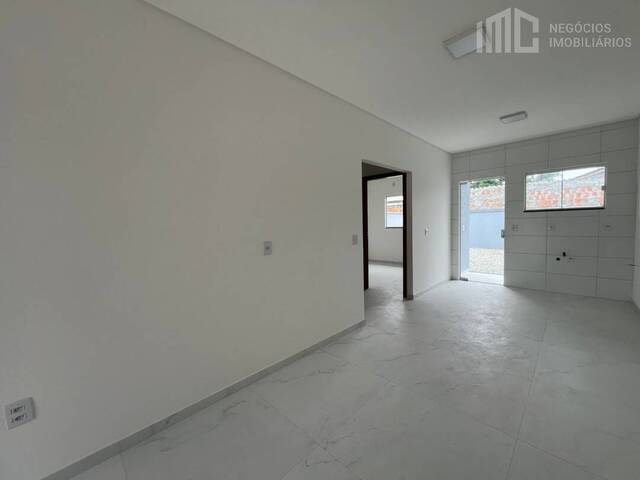 Casa para Venda em Balneário Barra do Sul - 5