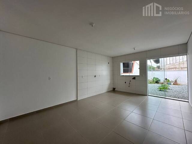 Casa para Venda em Balneário Barra do Sul - 4