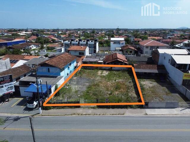 Terreno para Venda em Balneário Barra do Sul - 2