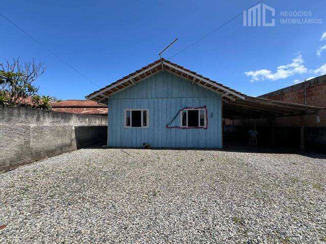 Venda em Costeira - Balneário Barra do Sul