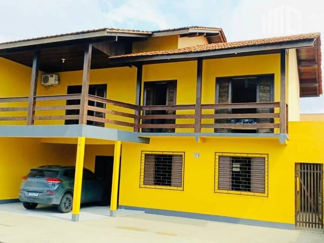 Casa para Venda em Balneário Barra do Sul - 3