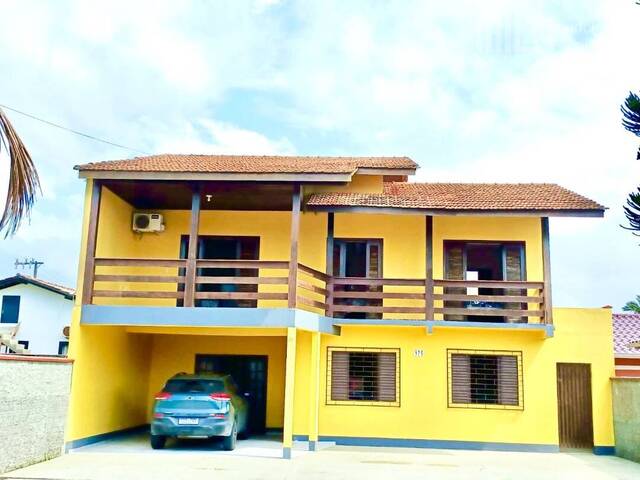 Casa para Venda em Balneário Barra do Sul - 2