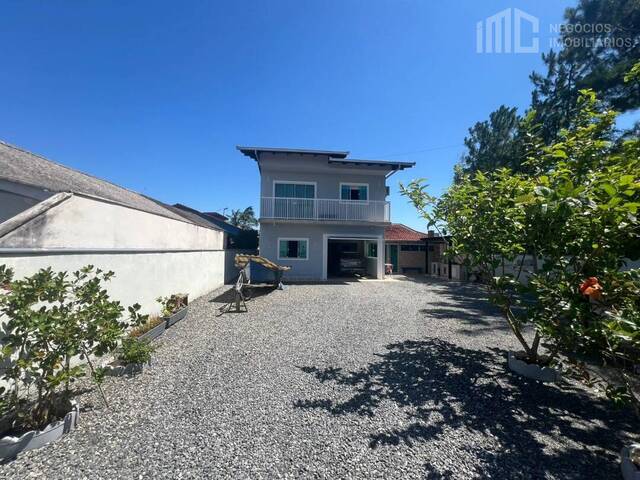Sobrado para Venda em Balneário Barra do Sul - 5