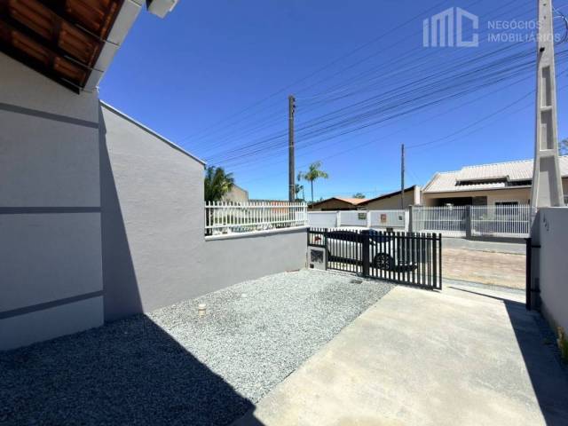 #0999 - Casa para Venda em Balneário Barra do Sul - SC