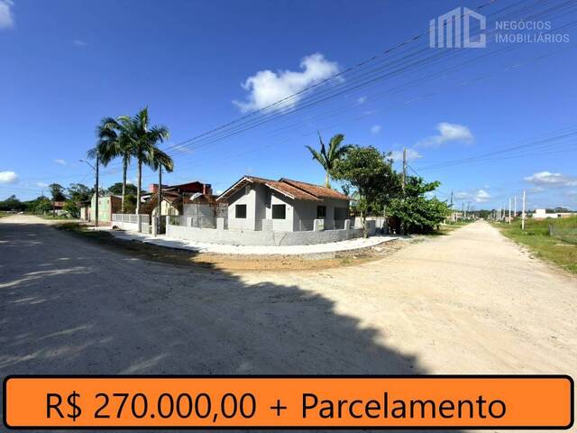 Venda em Pinheiros - Balneário Barra do Sul