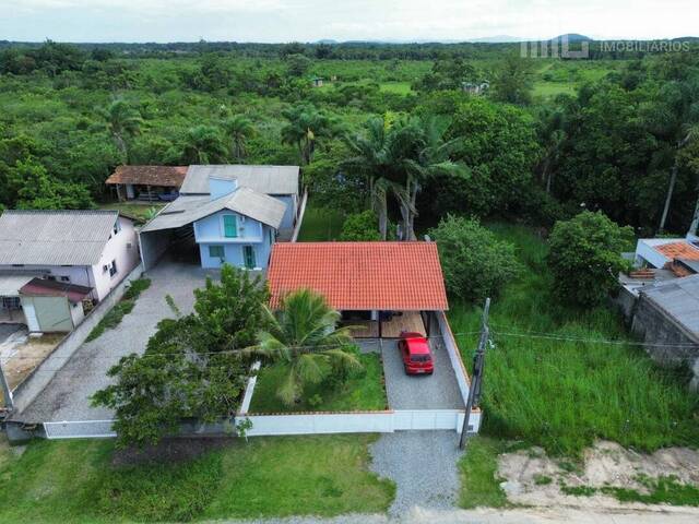 Casa para Venda em Balneário Barra do Sul - 3