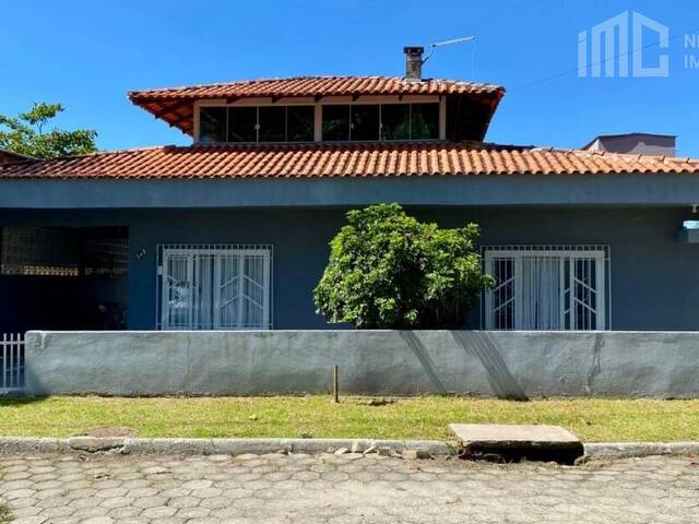Casa para Venda em Balneário Barra do Sul - 4