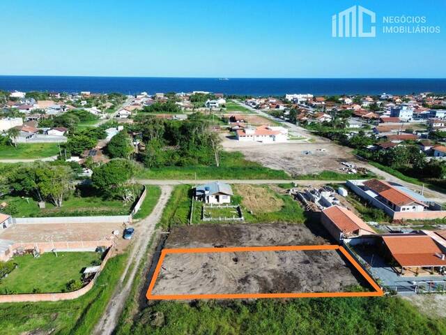 Venda em Salinas - Balneário Barra do Sul
