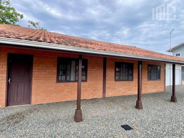 Casa para Venda em Balneário Barra do Sul - 4