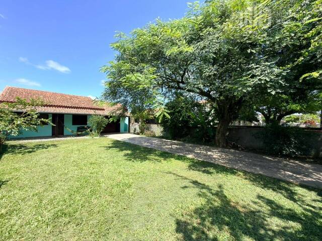Casa para Venda em Balneário Barra do Sul - 2