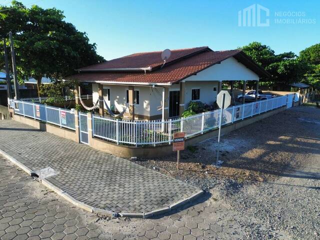 Venda em Salinas - Balneário Barra do Sul