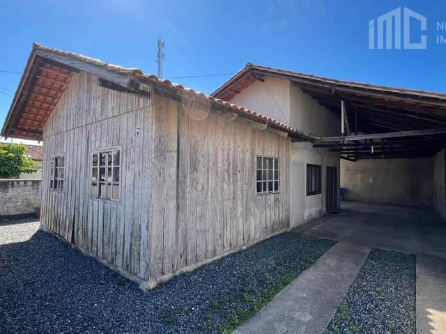 Casa para Venda em Balneário Barra do Sul - 2