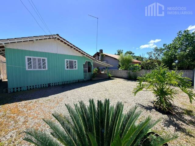 Venda em Costeira - Balneário Barra do Sul