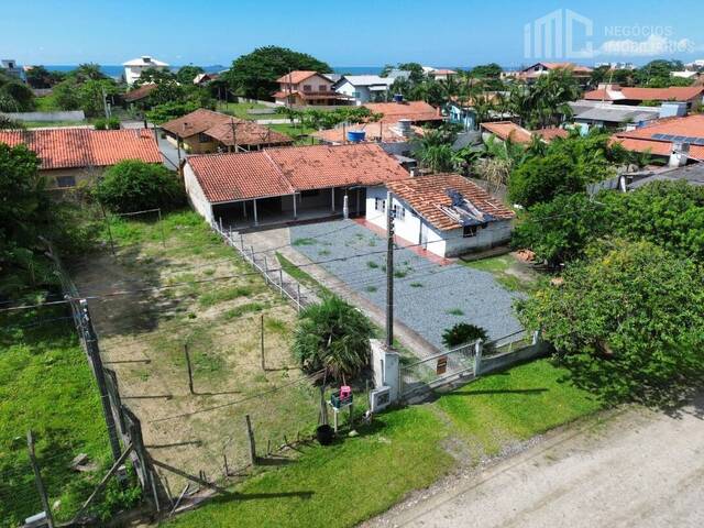 #0923 - Casa para Venda em Balneário Barra do Sul - SC