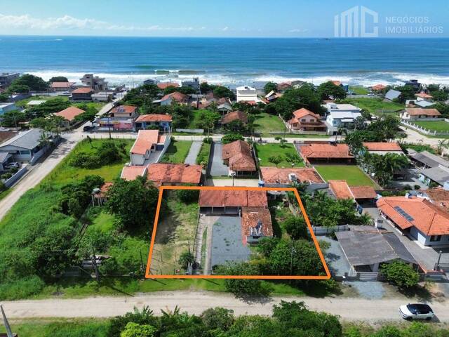 #0923 - Casa para Venda em Balneário Barra do Sul - SC