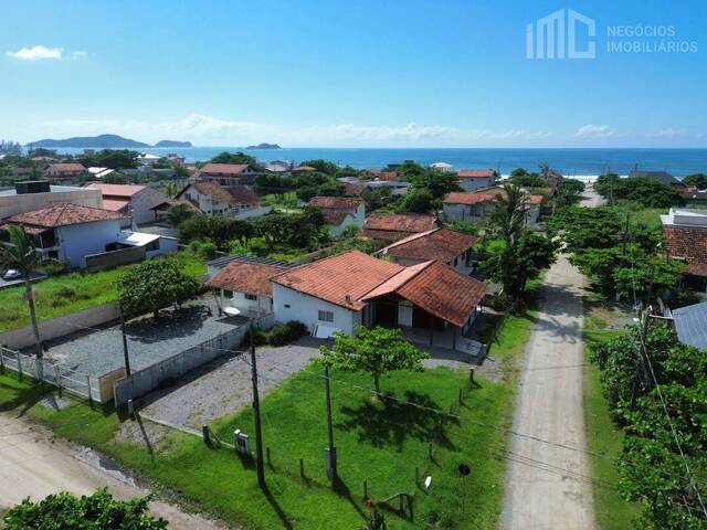 Casa para Venda em Balneário Barra do Sul - 2