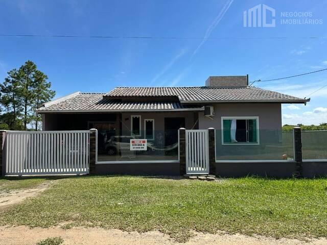 #2302 - Casa para Venda em Balneário Barra do Sul - SC