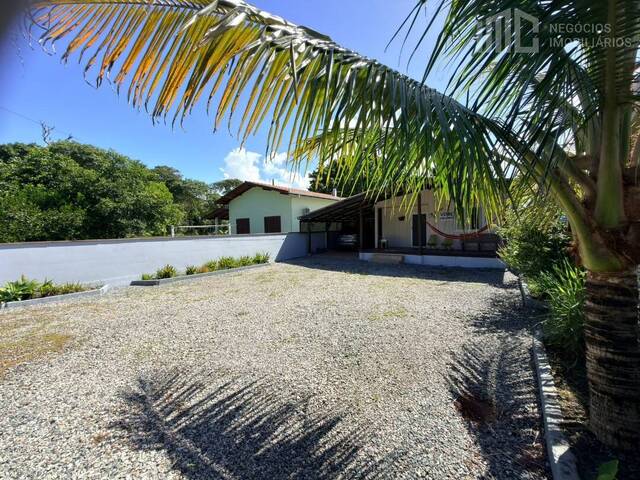 Casa para Venda em Balneário Barra do Sul - 2