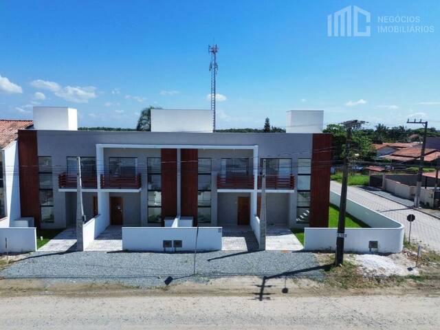#0805 - Casa para Venda em Balneário Barra do Sul - SC