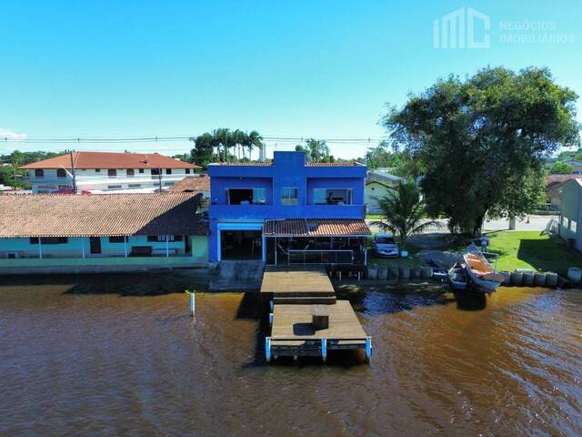 #2321 - Casa para Venda em Balneário Barra do Sul - SC
