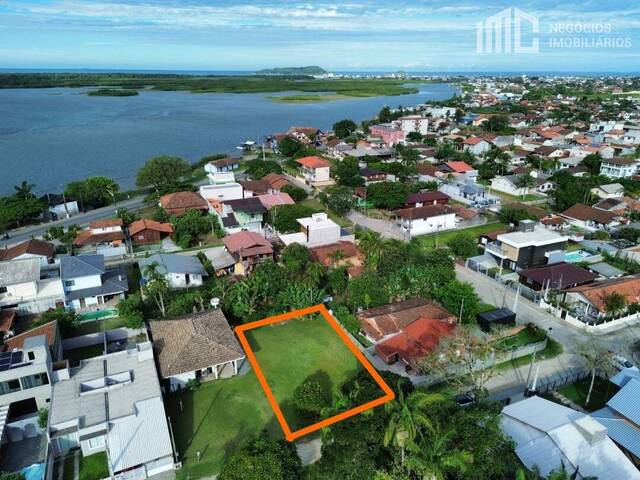 #2318 - Terreno para Venda em Balneário Barra do Sul - SC