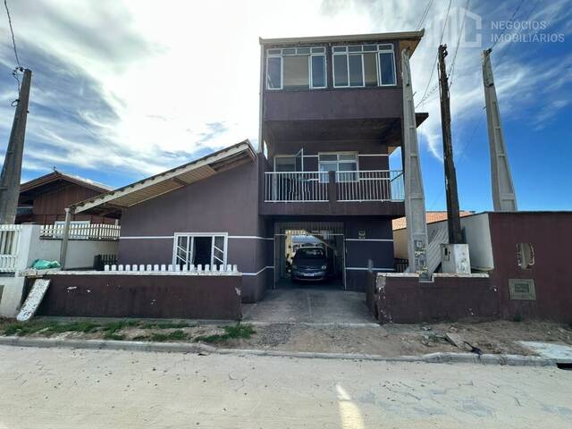 Casa para Venda em Balneário Barra do Sul - 2
